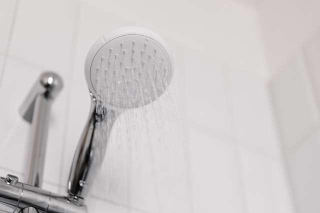 Shower head showing a good flow of water.